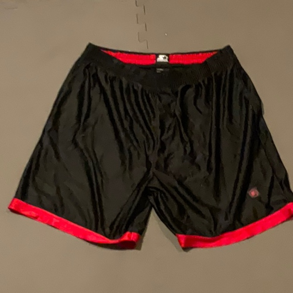 STARTER Black and Red Athletic Shorts with Elastic Waistband